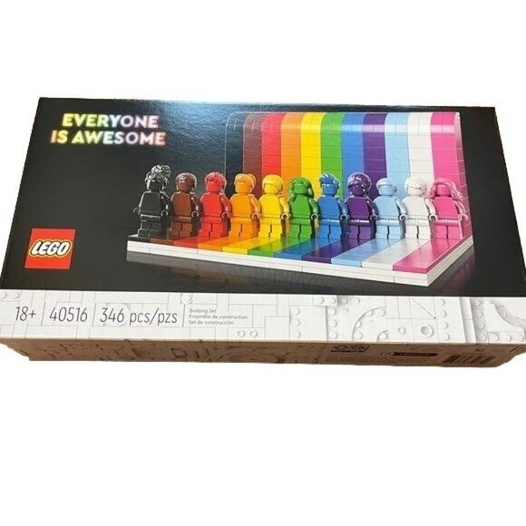 LEGO 40516 Everyone is Awesome Rainbow Pride Colorful 346 pieces LGBTQ+ Gift New - Picture 1 of 12